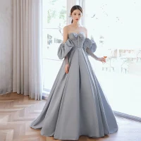 Elegantes Azul Cielo Satén Vestidos de gala 2021 A-Line / Princess Sin Tirantes Rebordear Bowknot Manga Corta Sin Espalda Largos Vestidos Formales