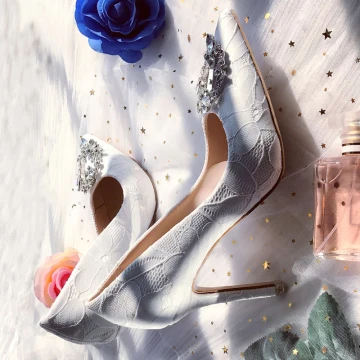 Piękne Kość Słoniowa Buty Ślubne 2019 Rhinestone 7 Cm Szpilki Szpiczaste Ślub Czółenka