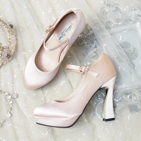 Vintage Champagner Brautschuhe 2019 Schnalle 11 cm Stilettos Runde Zeh Hochzeit Pumps