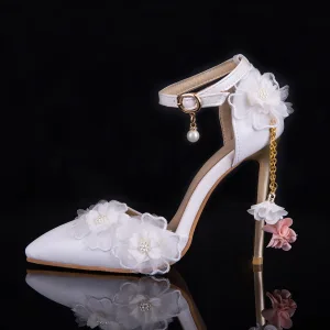 Chic Belle Blanche Chaussure De Mariée 2019 Perle Bride Cheville Appliques 9 Cm À Bout Pointu Talons Aiguilles Mariage Talons Hauts