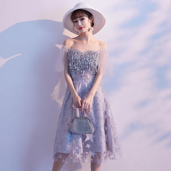 Charming Silver Party Dresses 2019 A-Line / Princess Off-The-Shoulder Star Lace Sequins T-Strap Short Sleeve Backless Knee-Length Formal Dresses
