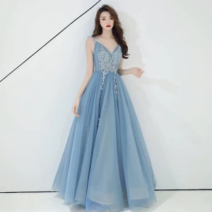Chic Beautiful Sky Blue Evening Dresses 2019 A Line Princess Sleeveless Beading Lace Flower Appliques Spaghetti Straps Backless Floor Length Long Formal Dresses