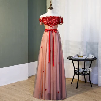 Charmant Rougissant Rose Robe De Soirée 2019 Princesse De L 039 Épaule Cristal En Dentelle Fleur Appliques Manches Courtes Dos Nu Noeud Longue Robe De Ceremonie