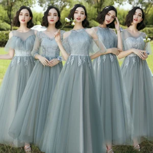 Simple Vert Cendré Brodé Robe Demoiselle D Honneur 2021 Princesse V Cou Manches Courtes Dos Nu Longue Robe Pour Mariage