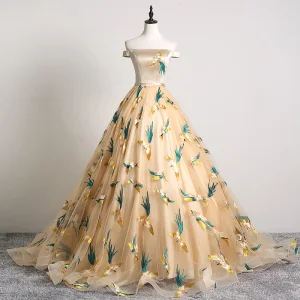 Classique Champagne Robe De Bal 2019 Princesse De L 039 Épaule Brodé Sans Manches Dos Nu Tribunal Train Robe De Ceremonie