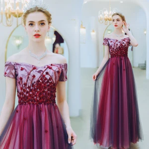 Charmant Bordeaux Robe De Soirée 2019 Princesse De L 039 Épaule Perlage En Dentelle Fleur Appliques Manches Courtes Dos Nu Longue Robe De Ceremonie