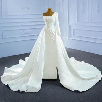 Haut De Gamme Élégant Ivoire Satin Robe De Mariée 2021 Princesse Une Épaule Perlage Perle Paillettes Manches Longues Dos Nu Cathedral Train Mariage