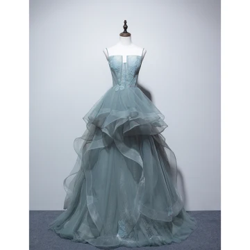 Chic Belle Vert Robe De Soirée 2019 Princesse Bretelles Spaghetti En Dentelle Sans Manches Dos Nu Volants En Cascade Train De Balayage Robe De Ceremonie