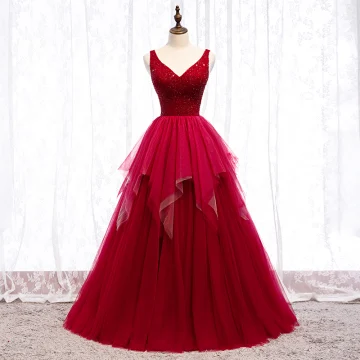Chic Beautiful Burgundy Prom Dresses 2019 A Line Princess V Neck Beading Crystal Sleeveless Backless Floor Length Long Formal Dresses