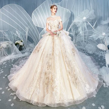 Luxe Champagne Robe De Mariée 2019 Robe Boule Col Haut Perlage Perle Paillettes En Dentelle Fleur Manches Courtes Dos Nu Cathedral Train