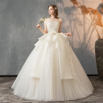 Elegante Effen Kleur Ivoor Trouwjurken 2019 A Lijn Strapless Mouwloos Ruglooze Ruche Lange
