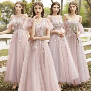 Mode Rougissant Rose Robe Demoiselle D Honneur 2021 Princesse Encolure Dégagée En Dentelle Fleur Appliques Manches Courtes Dos Nu Longue Robe Pour Mariage