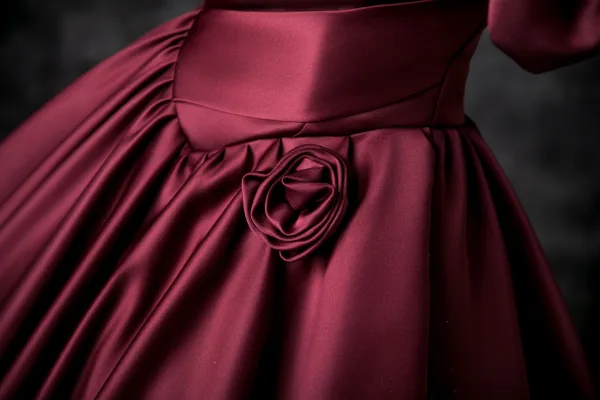 Elegant Burgundy Ball Gown Prom Dresses 2025 Off-The-Shoulder Short Sleeve Backless Floor-Length / Long Prom Formal Dresses
