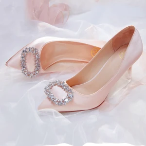 Stijlvolle Nude Bruidsschoenen 2019 Leer Satijn Rhinestone Strik 7 Cm Naaldhakken Stiletto Spitse Neus Huwelijk Pumps