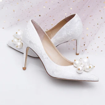 Charmant Blanche Chaussure De Mariée 2019 Cuir En Dentelle Perle 9 Cm Talons Aiguilles À Bout Pointu Mariage Escarpins