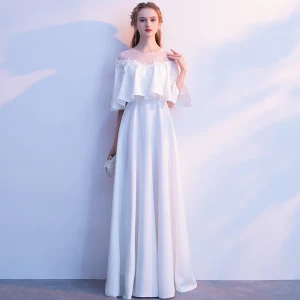 Élégant Ivoire Robe De Soirée 2019 Princesse Encolure Dégagée Perle Appliques 1 2 Manches Longue Robe De Ceremonie