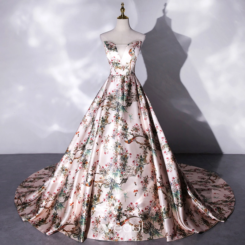 Fancy formal gowns store