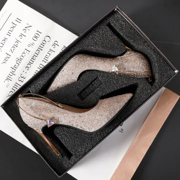 Charmig Guld Brudskor 2019 Paljetter 9 Cm Stilettklackar Spetsiga Bröllop Pumps