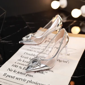 Charmant Argenté Soirée Escarpins 2019 Cuir Verni Cristal Faux Diamant 7 Cm Talons Aiguilles À Bout Pointu Escarpins