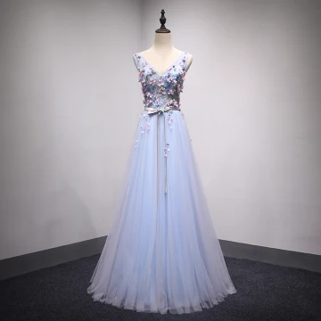Chic Belle Bleu Ciel Robe De Bal 2018 Princesse En Dentelle Fleur Appliques Cristal V Cou Dos Nu Sans Manches Longue Robe De Ceremonie