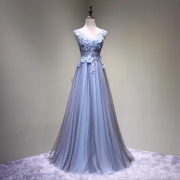 Chic Beautiful Grey Prom Dresses 2018 A Line Princess Lace Flower Appliques Crystal V Neck Backless Sleeveless Floor Length Long Formal Dresses