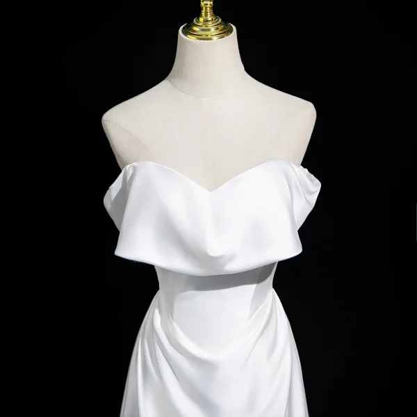 Schlicht Ivory / Creme Abendkleider 2025 A Linie Bandeau Ärmellos Rückenfreies Lange Abend Festliche Kleider