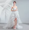 Sexy Hohes Niedriges Ivory / Creme Asymmetrisch Brautkleider / Hochzeitskleider 2020 A Linie Bandeau Ärmellos Rückenfreies Fallende Rüsche