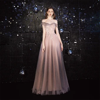 Élégant Rougissant Rose Robe De Soirée 2020 Princesse De L 039 Épaule Perlage Paillettes En Dentelle Fleur Manches Courtes Dos Nu Longue Robe De Ceremonie