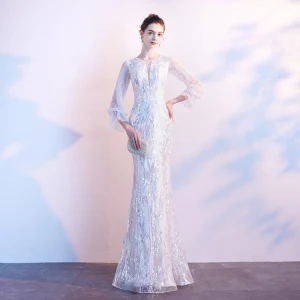 Charmant Blanche Robe De Soirée 2020 Trompette Sirène Encolure Dégagée Paillettes 3 4 Manches Longue Robe De Ceremonie