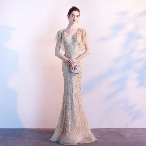 Luxe Doré Robe De Soirée 2020 Trompette Sirène V Cou Fait Main Perlage Cristal Paillettes Manches Courtes Dos Nu Train De Balayage Robe De Ceremonie