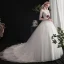 Élégant Ivoire Robe De Mariée 2019 Princesse Encolure Dégagée Perlage Paillettes En Dentelle Fleur Manches Courtes Dos Nu Cathedral Train
