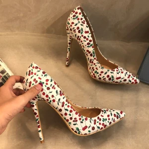 Modern Ivoor Avond Pumps 2019 12 Cm Naaldhakken Stiletto Spitse Neus Pumps