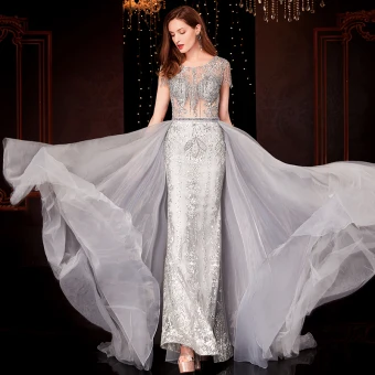 Luxe Gris Robe De Soirée 2020 Trompette Sirène Encolure Dégagée Fait Main Perlage Gland Cristal Faux Diamant Paillettes Sans Manches Train De Balayage Robe De Ceremonie