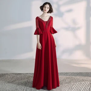 Élégant Bordeaux Robe De Soirée 2020 Princesse V Cou Perlage Cristal Gland Manches De Cloche Dos Nu Longue Robe De Ceremonie