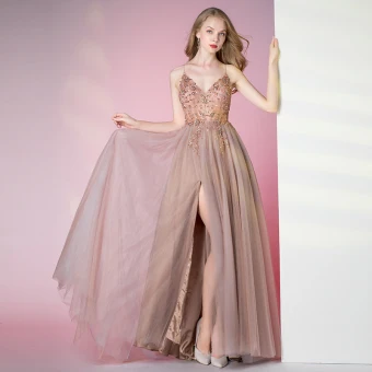Charmant Rougissant Rose Robe De Bal 2020 Princesse Bretelles Spaghetti Perlage Cristal Perle Paillettes Sans Manches Dos Nu Fendue Devant Longue Robe De Ceremonie