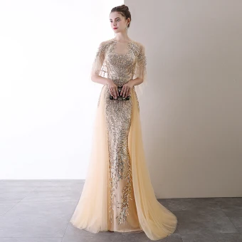 Haut De Gamme Champagne Robe De Soirée 2020 Trompette Sirène Encolure Dégagée Perlage Paillettes Manches Courtes Train De Balayage Robe De Ceremonie