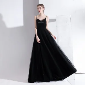 Simple Noire Robe De Soirée 2020 Princesse Bretelles Spaghetti Sans Manches Dos Nu Longue Robe De Ceremonie