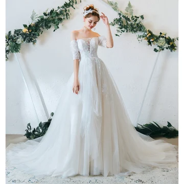 Charmant Ivory Creme Brautkleider Hochzeitskleider 2020 A Linie Off Shoulder Spitze Blumen Applikationen Kurze Ärmel Rückenfreies Hof Schleppe