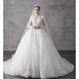 Haut De Gamme Ivoire Robe De Mariée 2020 Princesse V Cou Perlage Perle Faux Diamant Paillettes En Dentelle Fleur 3 4 Manches Royal Train