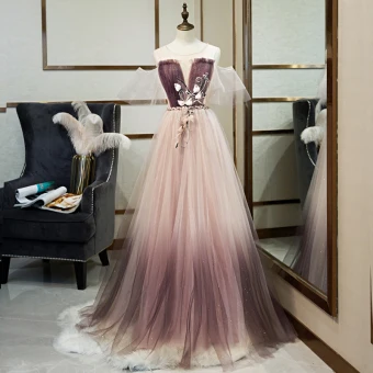 Charmant Dégradé De Couleur Violet Robe De Soirée 2019 Princesse Encolure Dégagée Perlage Appliques Cristal Paillettes Manches Courtes Dos Nu Longue Robe De Ceremonie