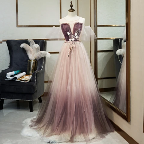 Charmant Dégradé De Couleur Violet Robe De Soirée 2019 Princesse Encolure Dégagée Perlage Appliques Cristal Paillettes Manches Courtes Dos Nu Longue Robe De Ceremonie