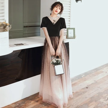 Fashion Black Evening Dresses 2020 A Line Princess Scoop Neck Beading Star Sequins Short Sleeve Backless Floor Length Long Formal Dresses