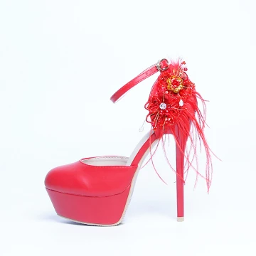 Moda Czerwone Buty Ślubne 2020 Pióro Z Paskiem Perła Rhinestone Cekiny Z Koronki Kwiat 14 Cm Szpilki Okrągłe Toe Ślub Wysokie Obcasy