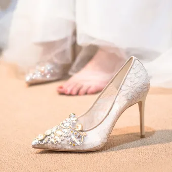 Chic Beautiful Champagne Wedding Shoes 2020 Tulle Rhinestone 10 Cm Stiletto Heels Pointed Toe Wedding Pumps