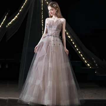 Charmant Violet Robe De Bal 2021 Princesse Volants Bustier Perlage Sans Manches Dos Nu Longue Robe De Ceremonie