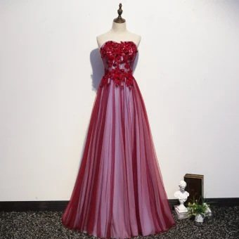 Classy Burgundy Evening Dresses 2020 A Line Princess Strapless Crystal Appliques Lace Flower Sleeveless Backless Floor Length Long Formal Dresses