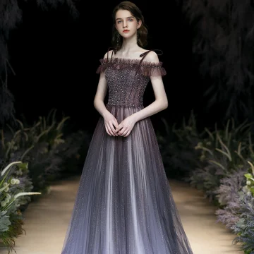 Charmant Glitter Violet Robe De Soirée 2020 Princesse Bretelles Spaghetti Perlage Faux Diamant Paillettes Sans Manches Dos Nu Train De Balayage Robe De Ceremonie