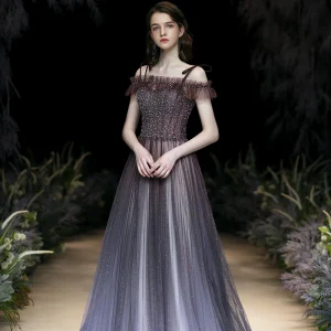 Charmant Glitter Violet Robe De Soirée 2020 Princesse Bretelles Spaghetti Perlage Faux Diamant Paillettes Sans Manches Dos Nu Train De Balayage Robe De Ceremonie