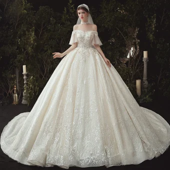 Luxury Gorgeous Champagne Wedding Dresses 2020 Ball Gown Off The Shoulder Beading Sequins Lace Flower Appliques Short Sleeve Backless Royal Train