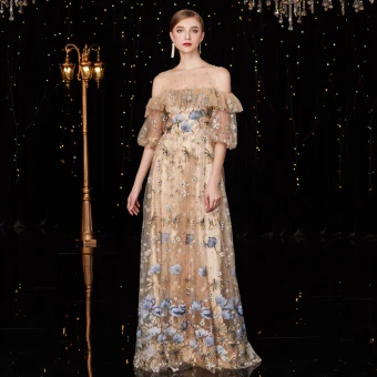 Haut De Gamme Champagne Glitter Robe De Soirée 2020 Princesse Encolure Dégagée En Dentelle Fleur Manches Courtes Longue Robe De Ceremonie